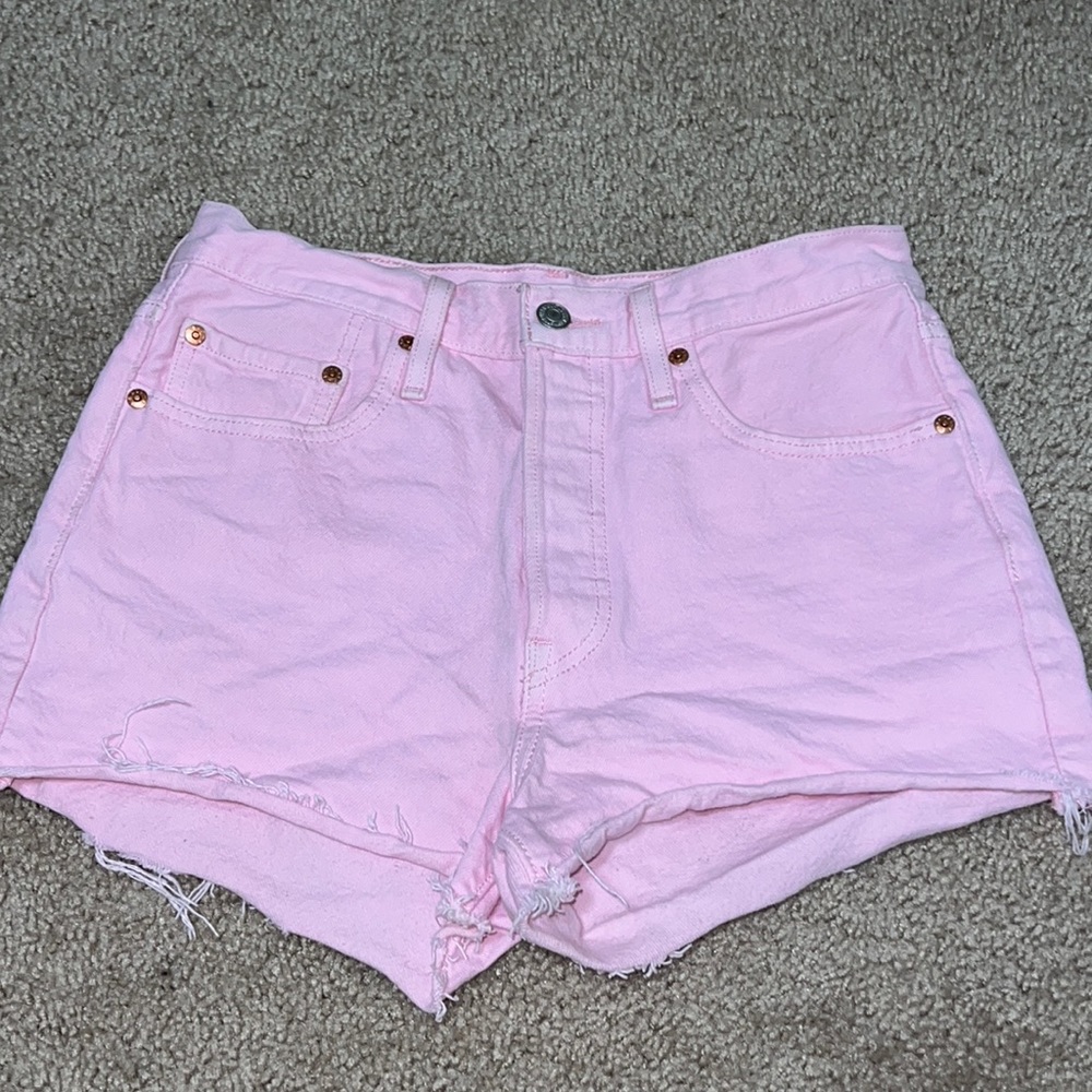 Pink Levi 501 shorts